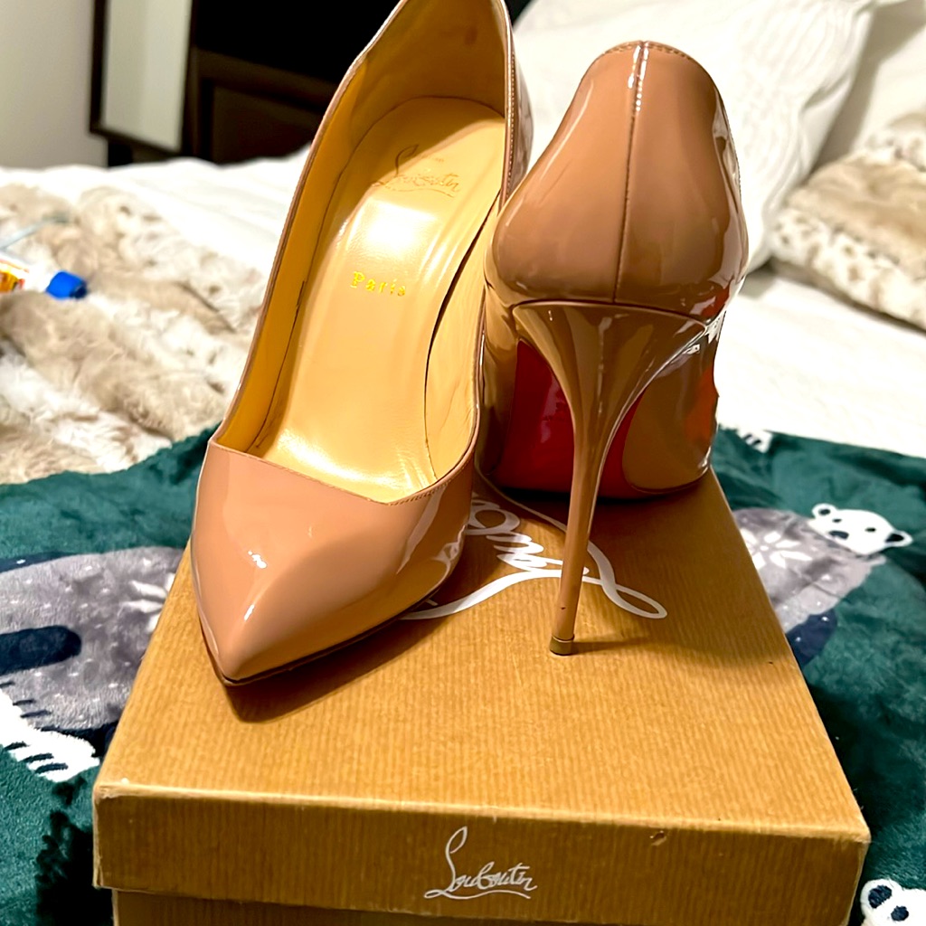 Corneille 100 Patent Pk1a Nude 40.5 Christian Louboutin